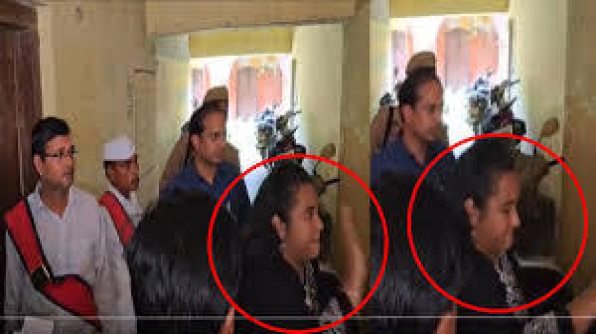 फतेपुर की डीएम सी इंदुमती ने शिकायतकर्ता को जड़ा थप्पड़